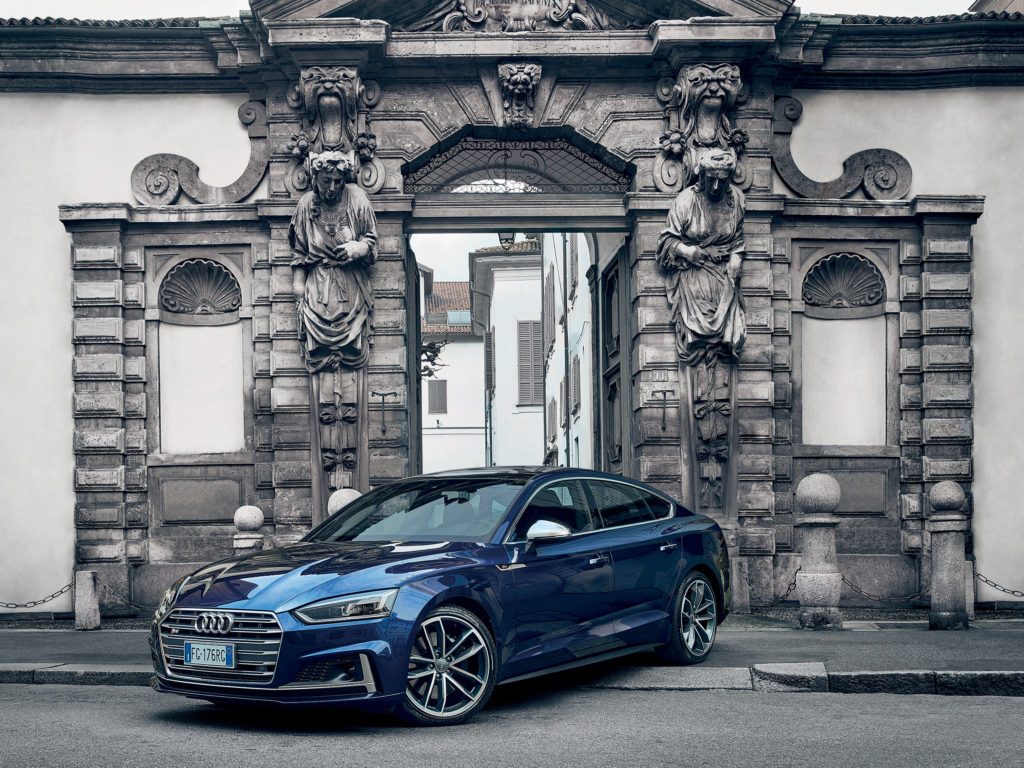 AudiS5Portone(stampa30x40)